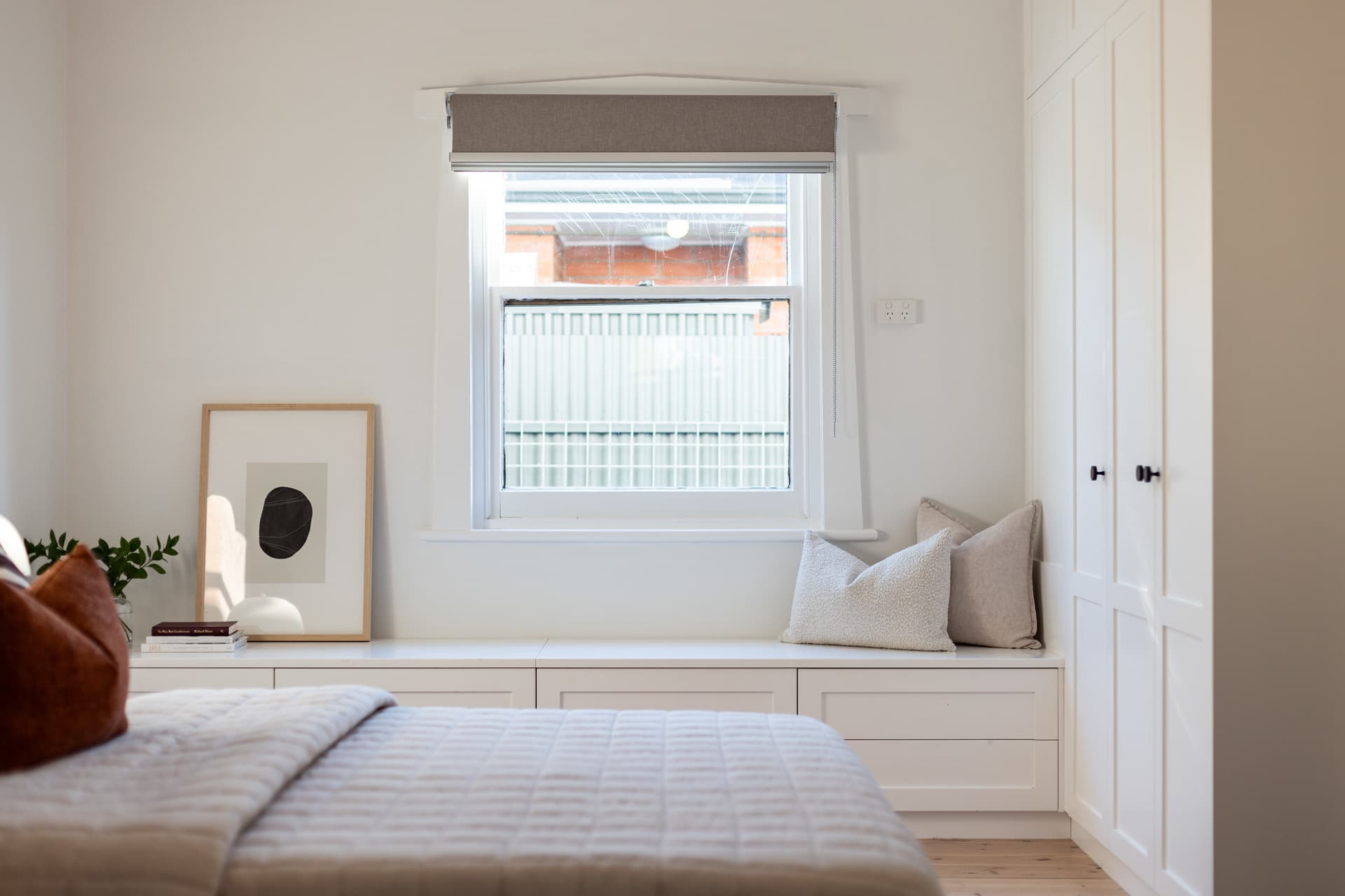 16 St Lawrence Avenue, Croydon - Thumbnail 8
