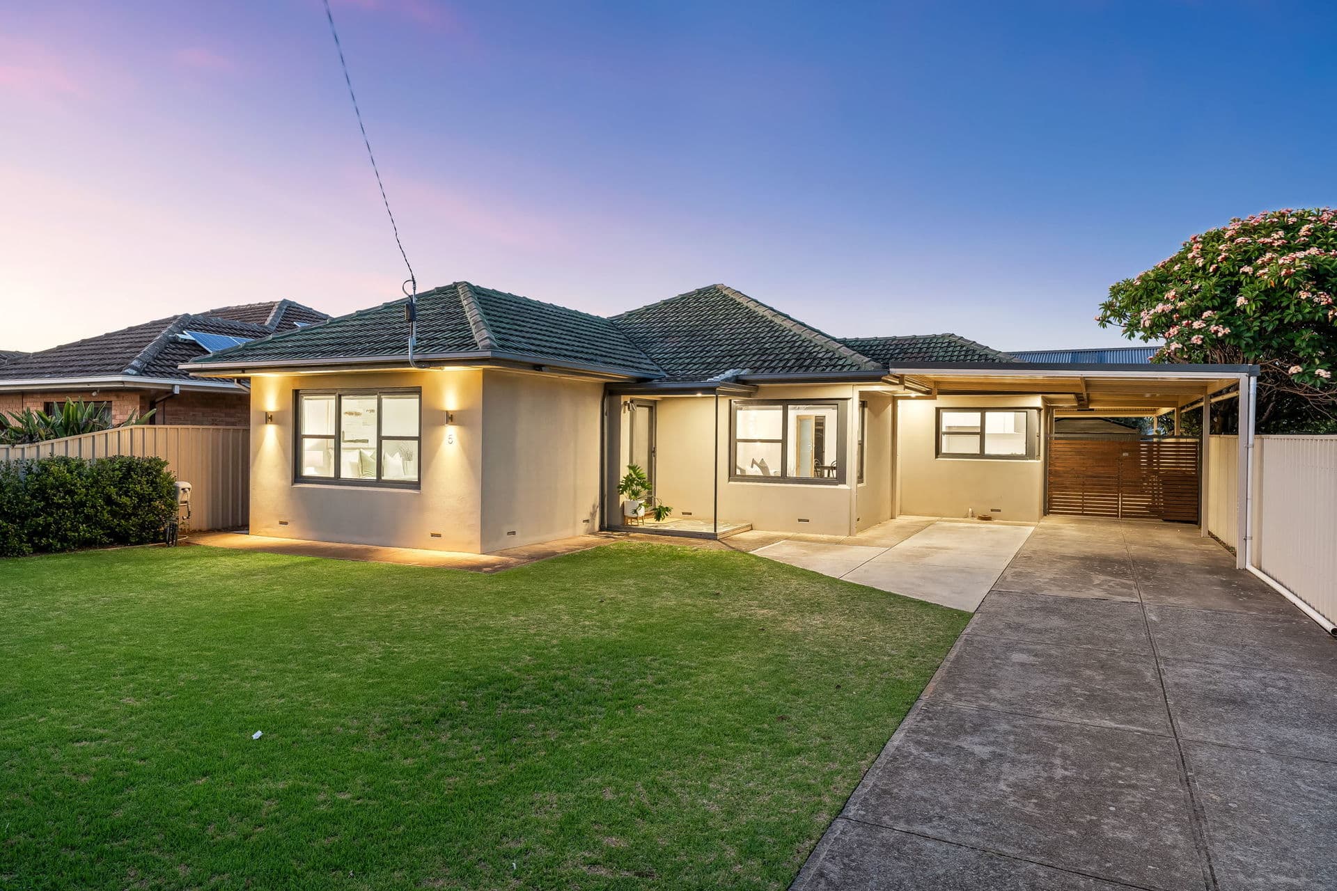 5 Wood Street, South Plympton - Thumbnail 2