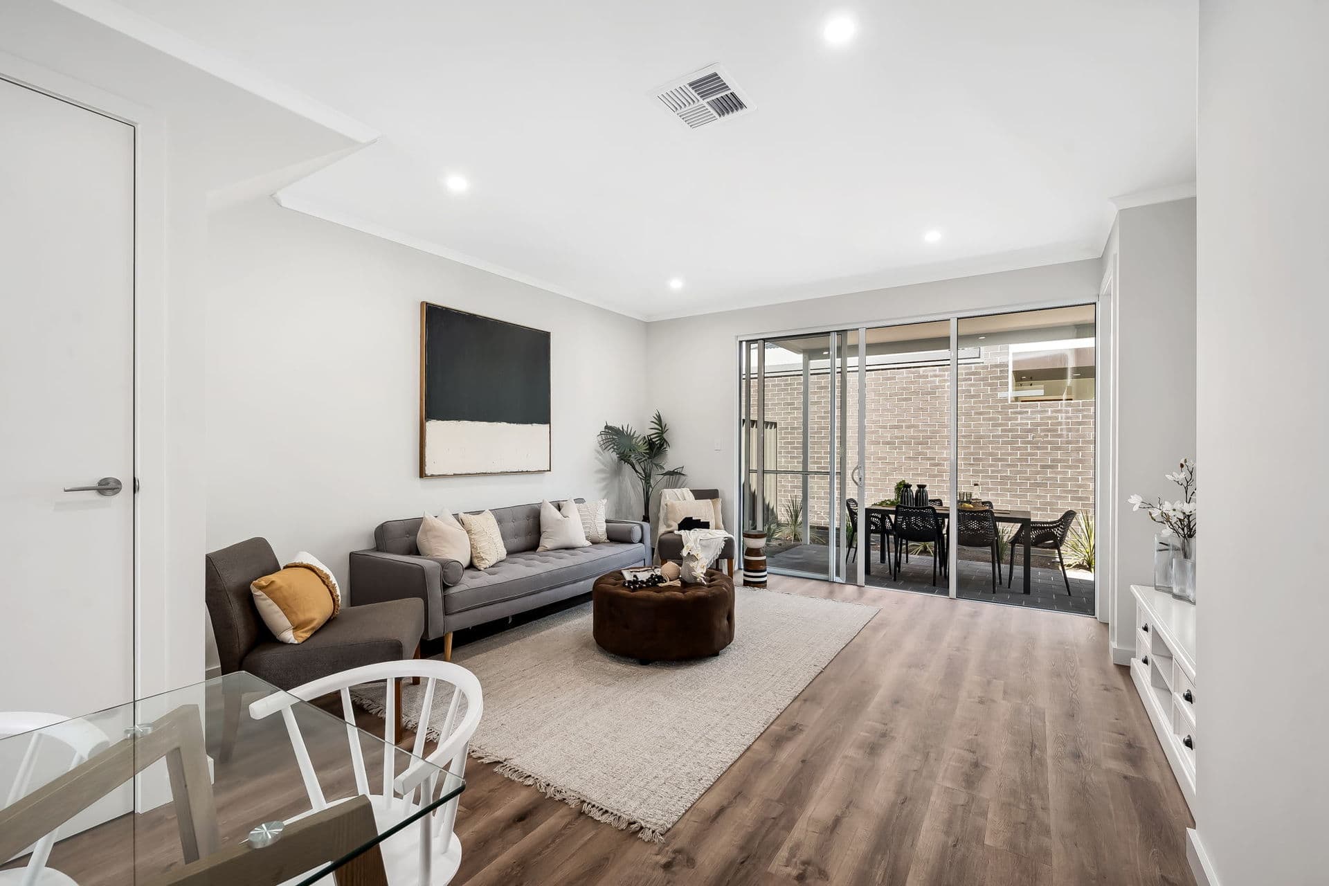 11 Scott Street, South Plympton - Thumbnail 2