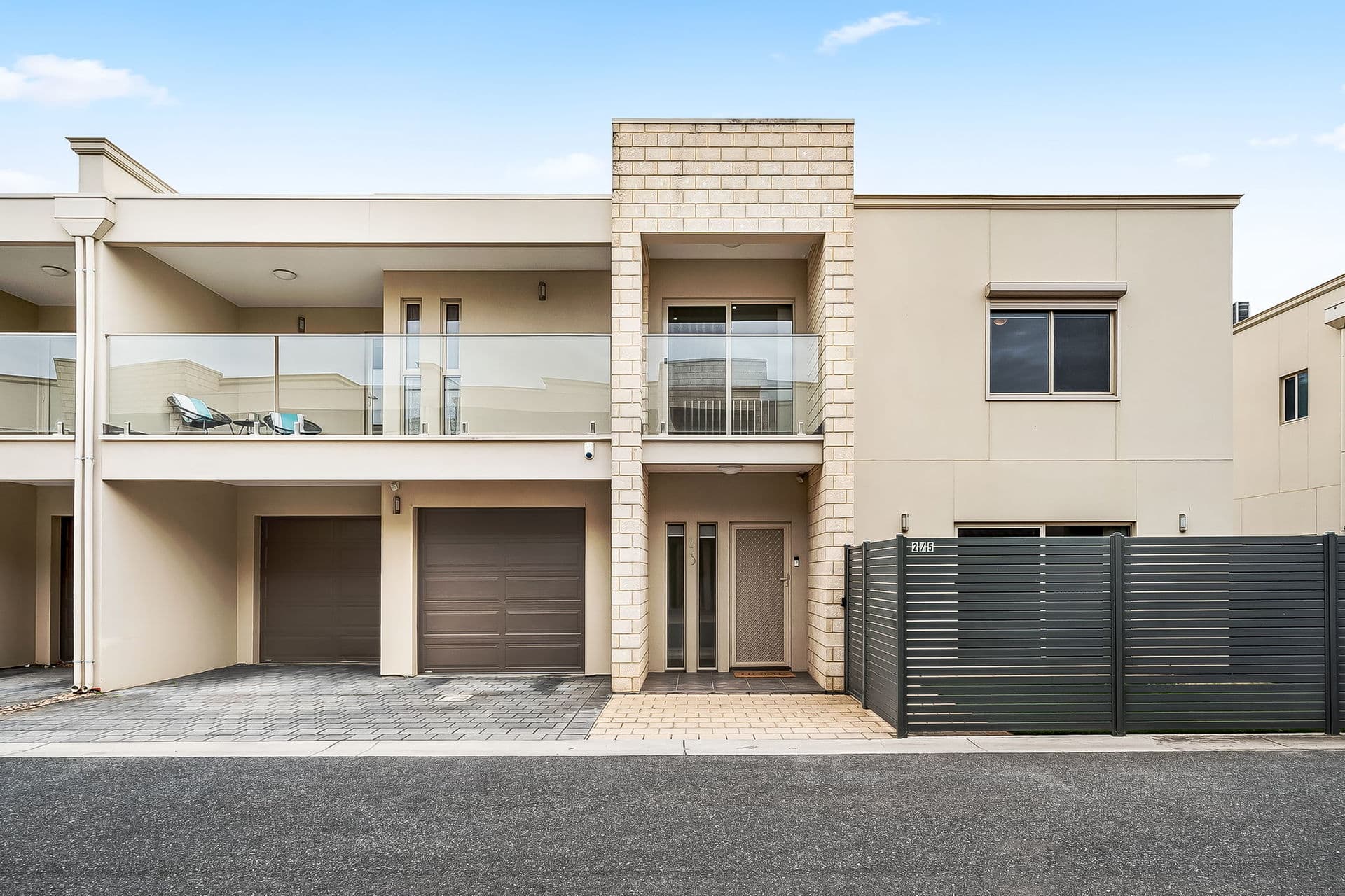 2/5 Kevin Road, Modbury - Image 1