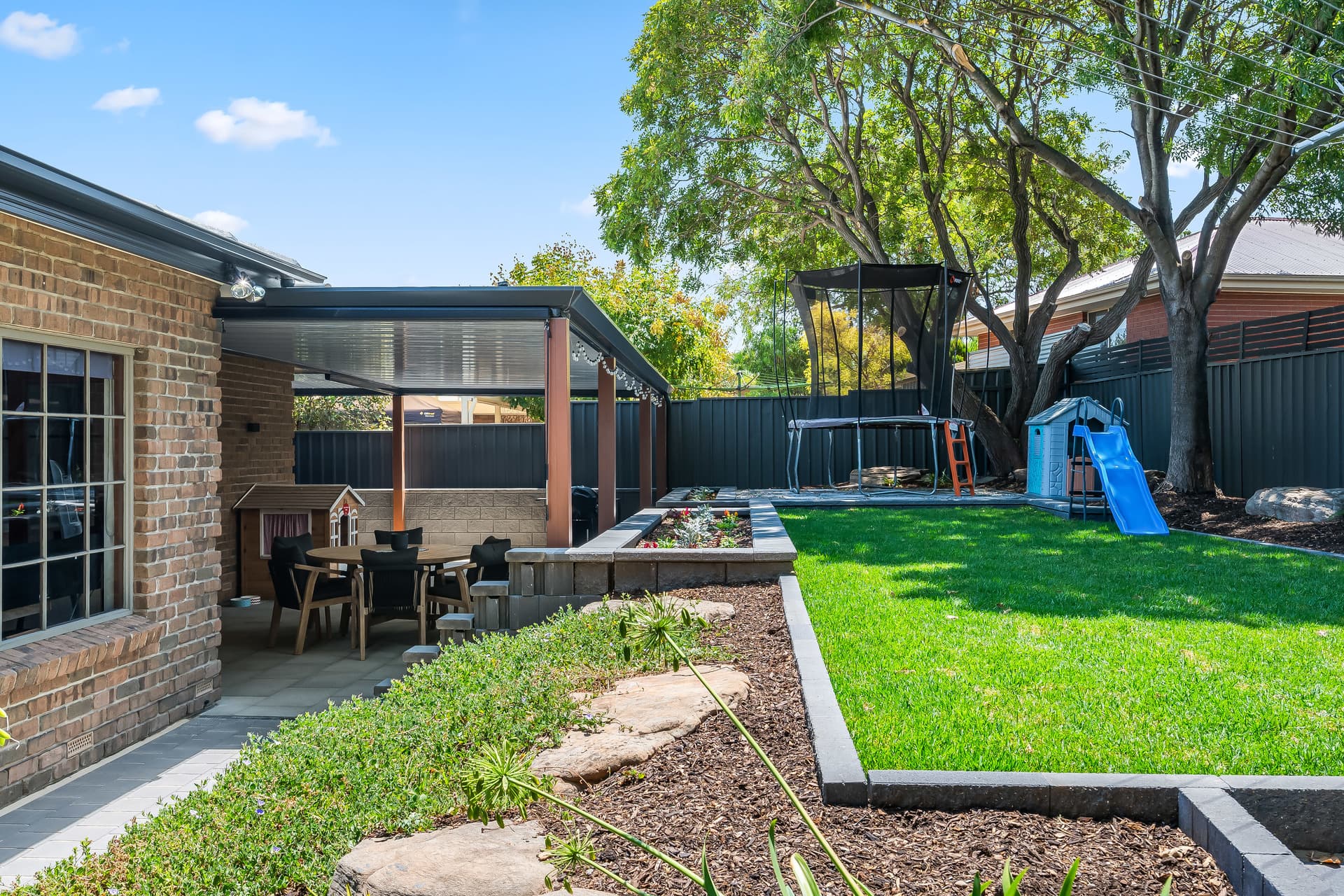 2 Glenway Road, Hallett Cove - Thumbnail 3