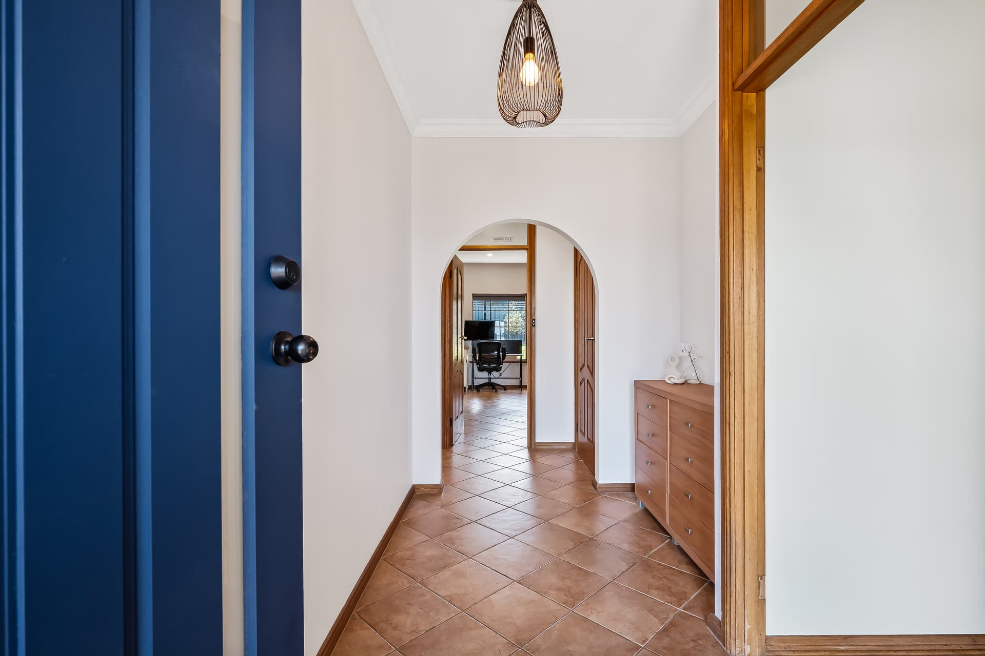2 Glenway Road, Hallett Cove - Thumbnail 6