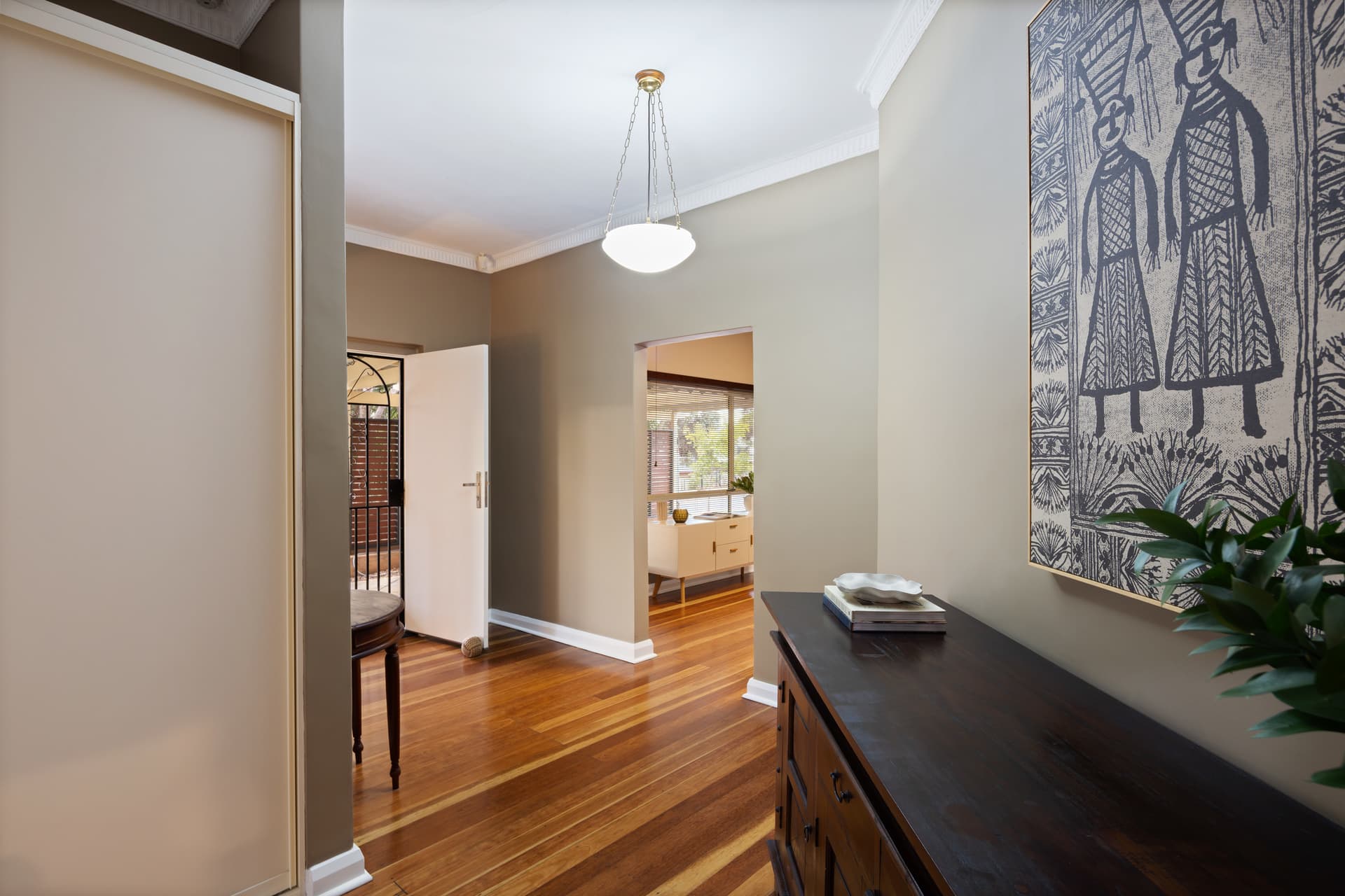 24 Amber Avenue, Clearview - Thumbnail 3