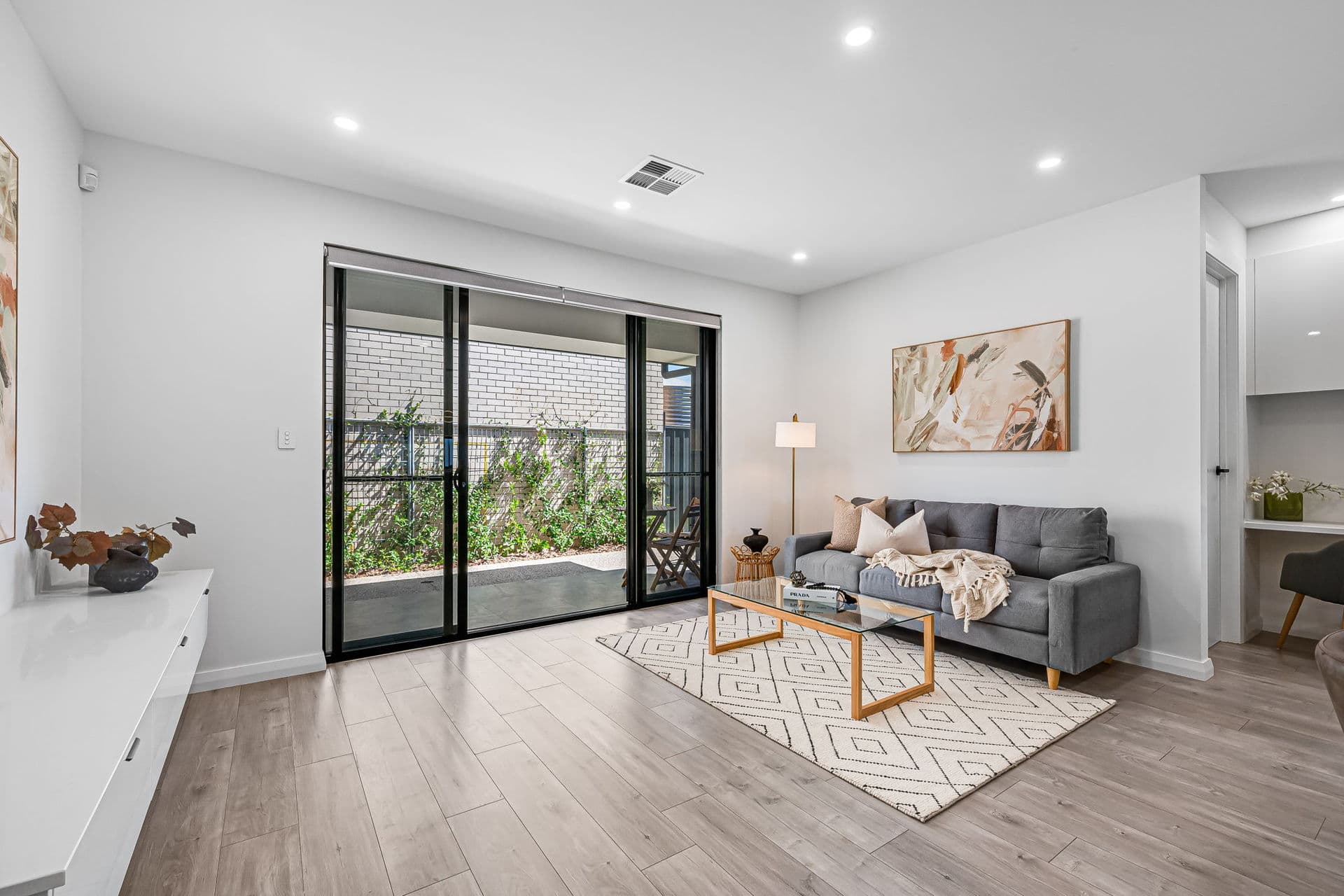 91A Sturt Road, Dover Gardens - Thumbnail 2