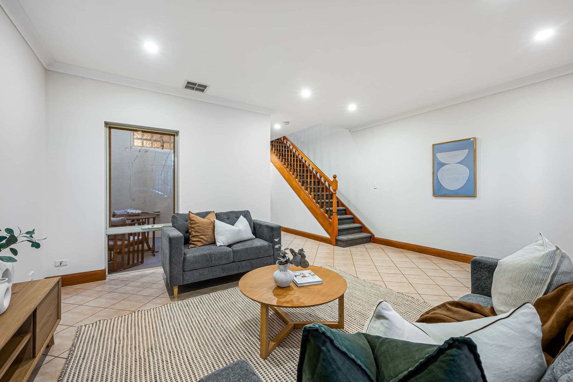 46 Gilbert Street, Adelaide - Thumbnail 3