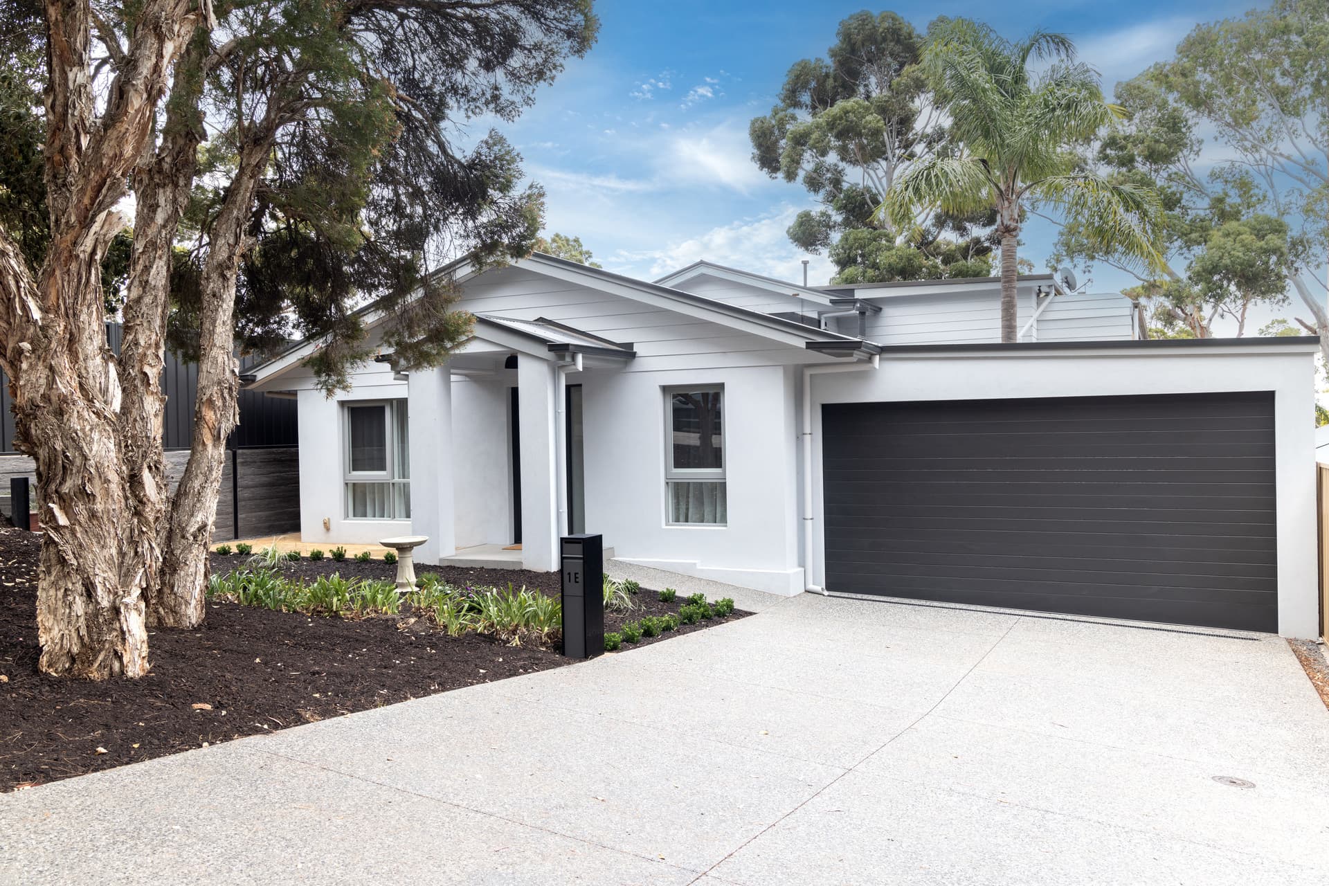 1E Horseshoe Drive, Aberfoyle Park - Image 1