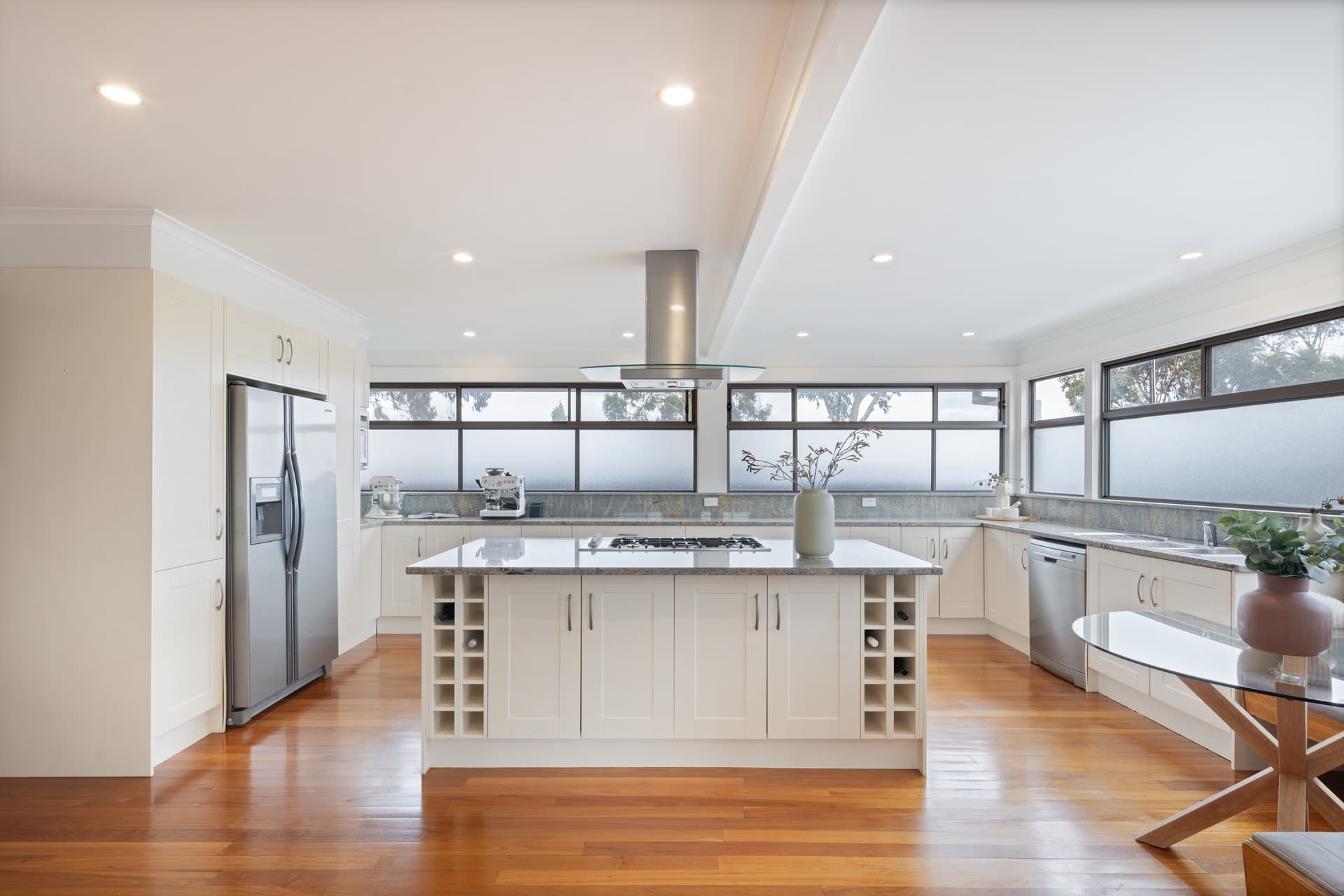 1E Horseshoe Drive, Aberfoyle Park - Thumbnail 5