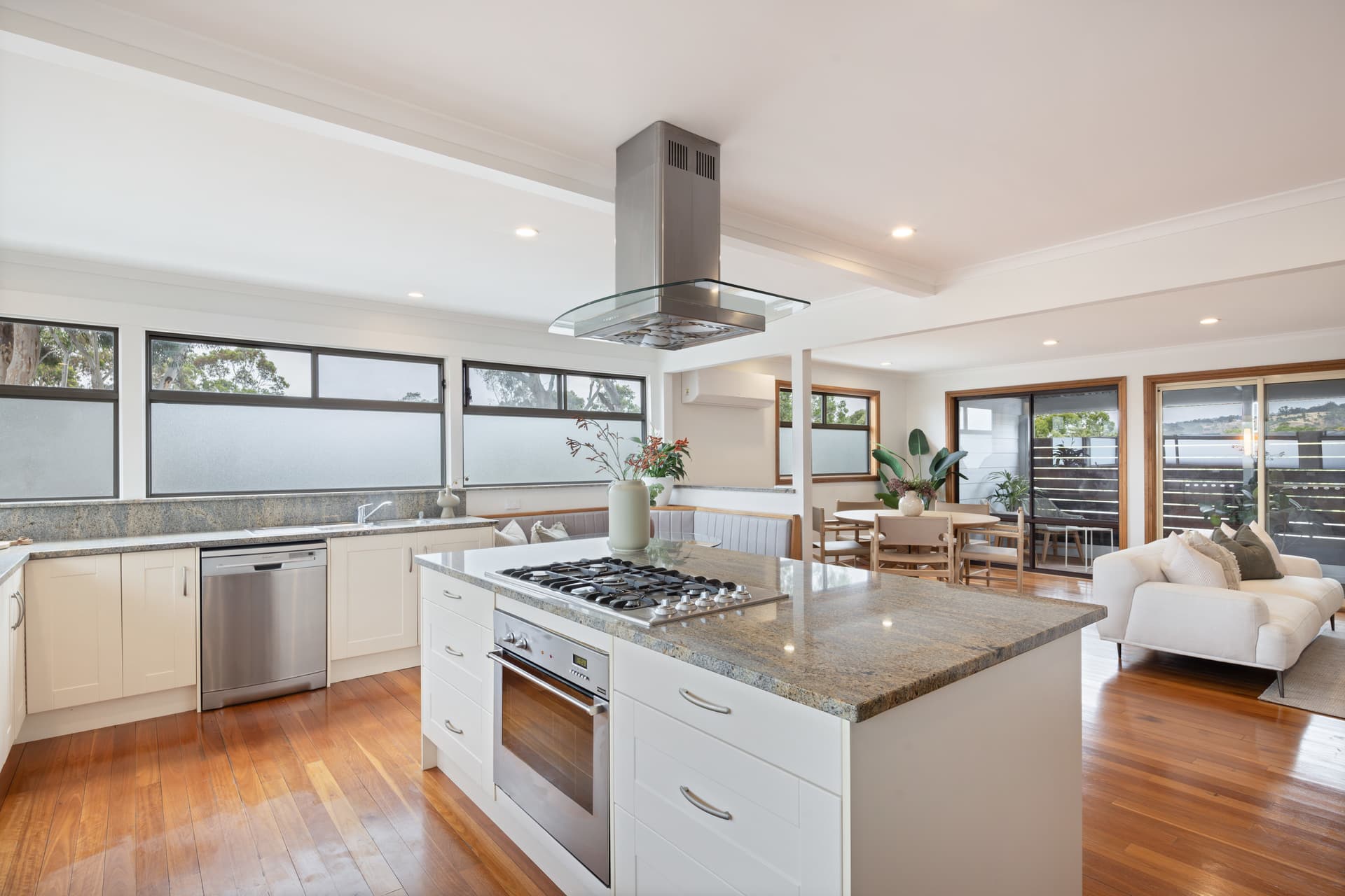 1E Horseshoe Drive, Aberfoyle Park - Thumbnail 7
