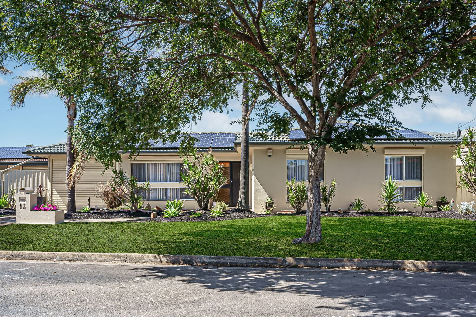 13 Seaway Avenue, Semaphore Park - Image 1