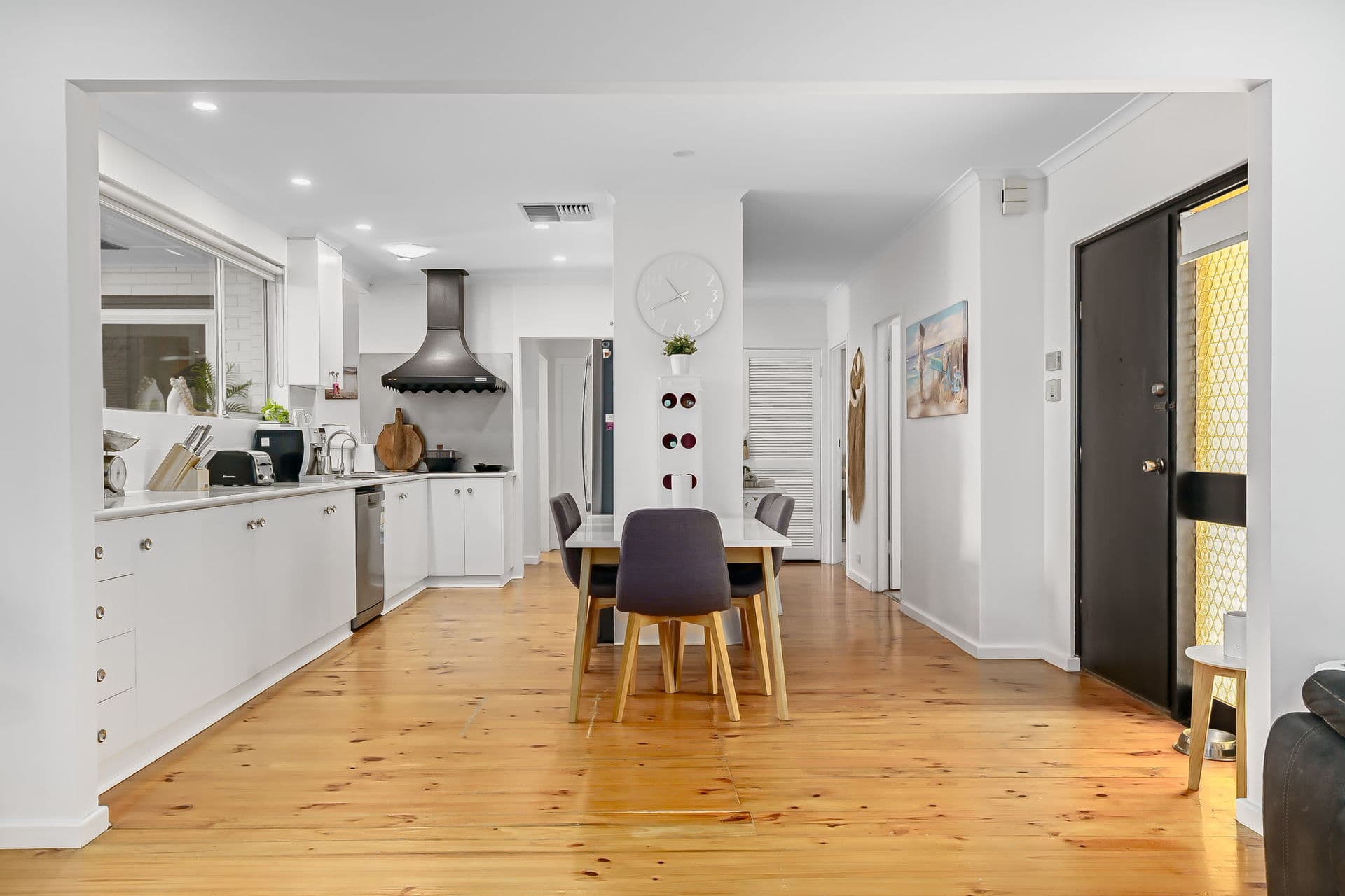 13 Seaway Avenue, Semaphore Park - Thumbnail 2