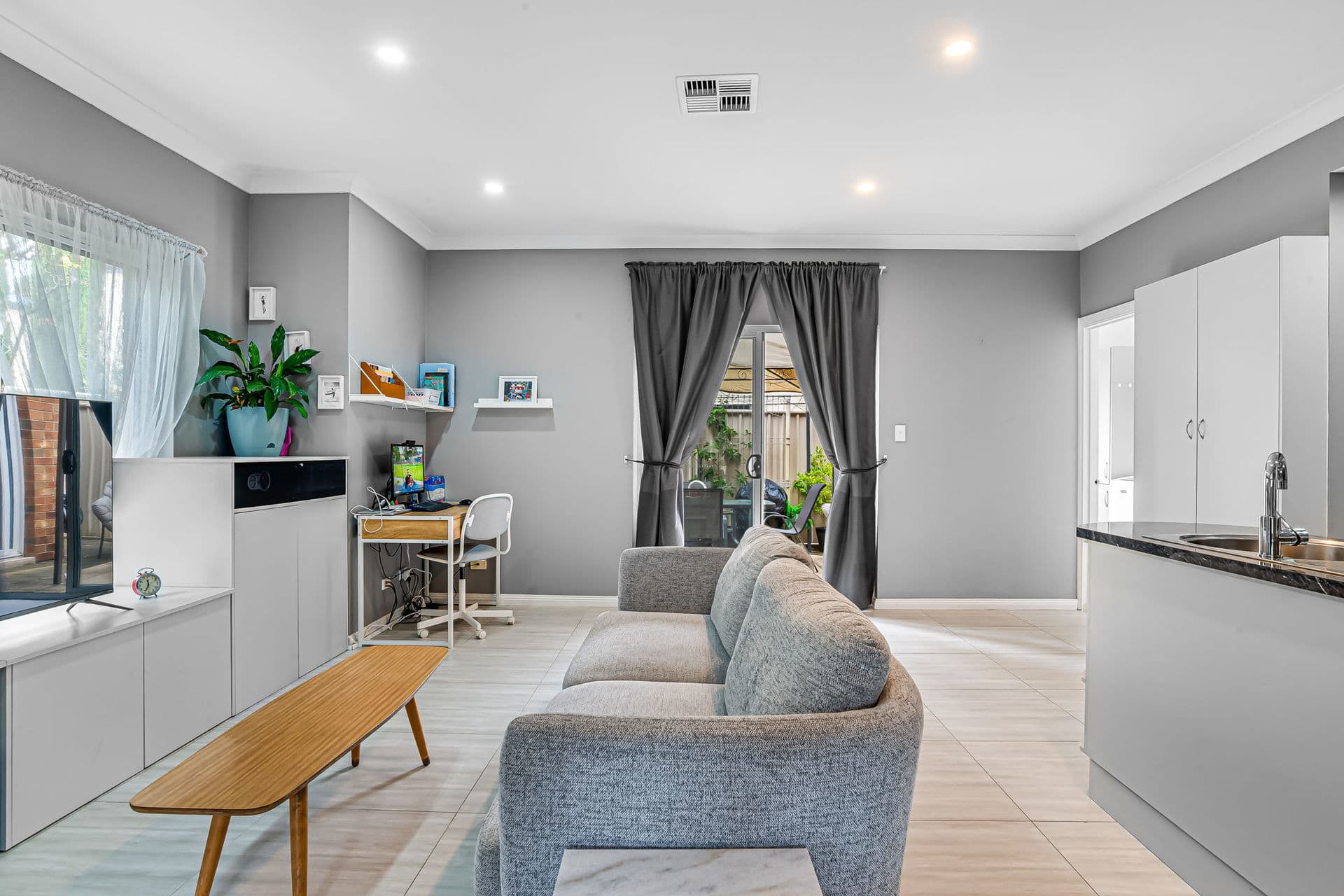 49B Adelaide Terrace, Ascot Park - Thumbnail 3