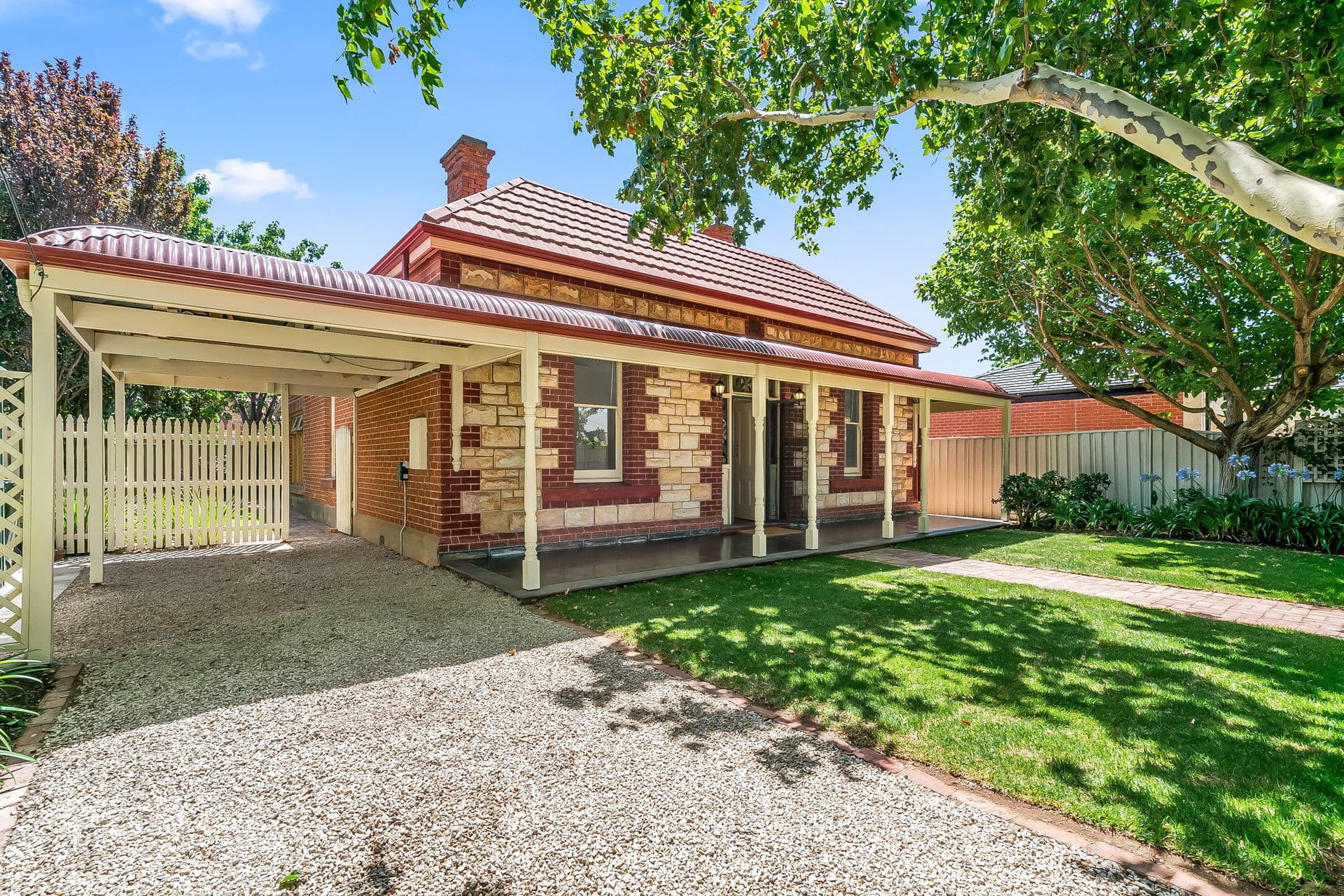 2 Milner Road, Hilton - Thumbnail 2