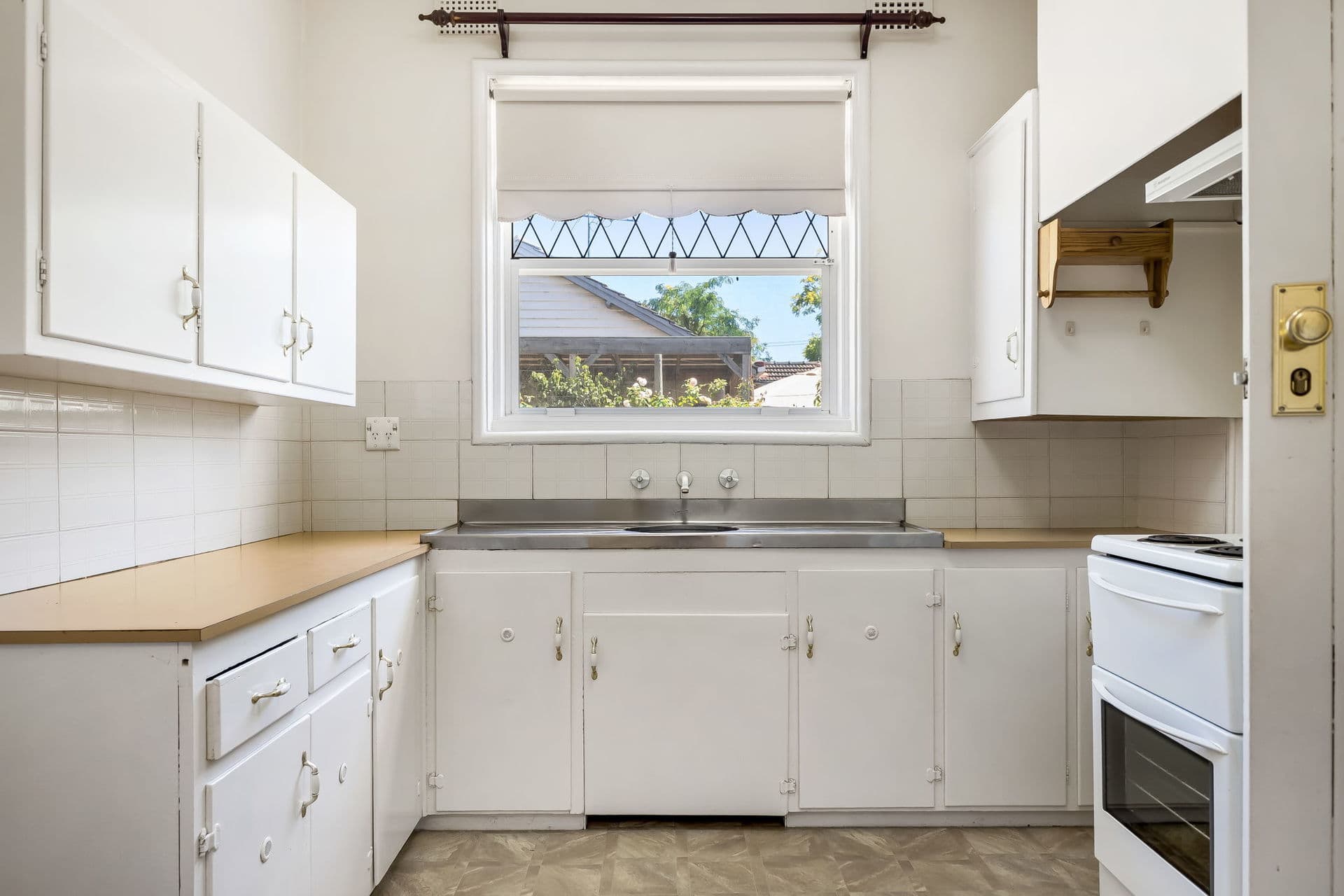 1 Solent Street, Clarence Gardens - Thumbnail 4