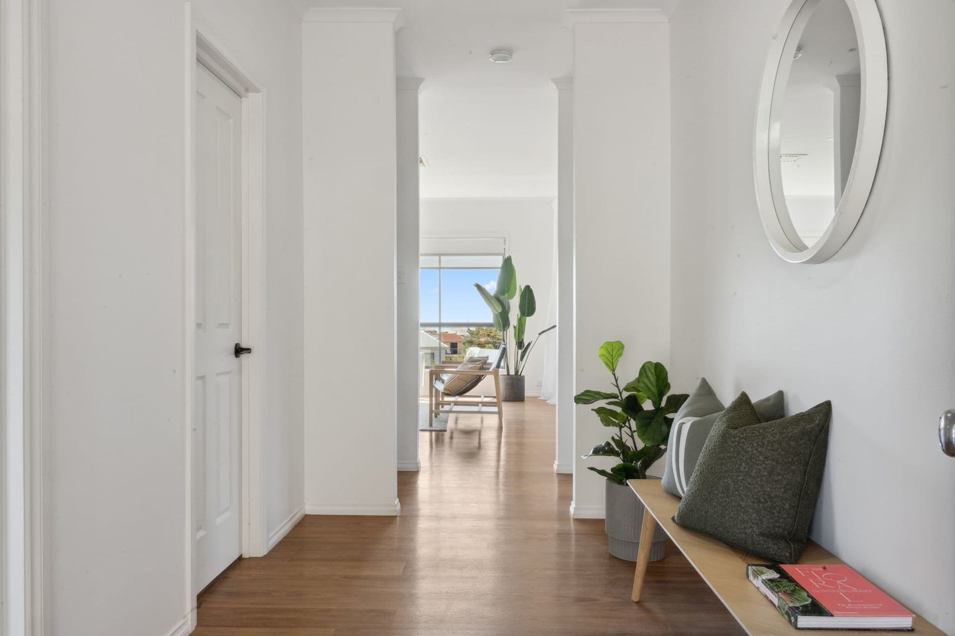 1B Caralue Road, Marino - Thumbnail 3