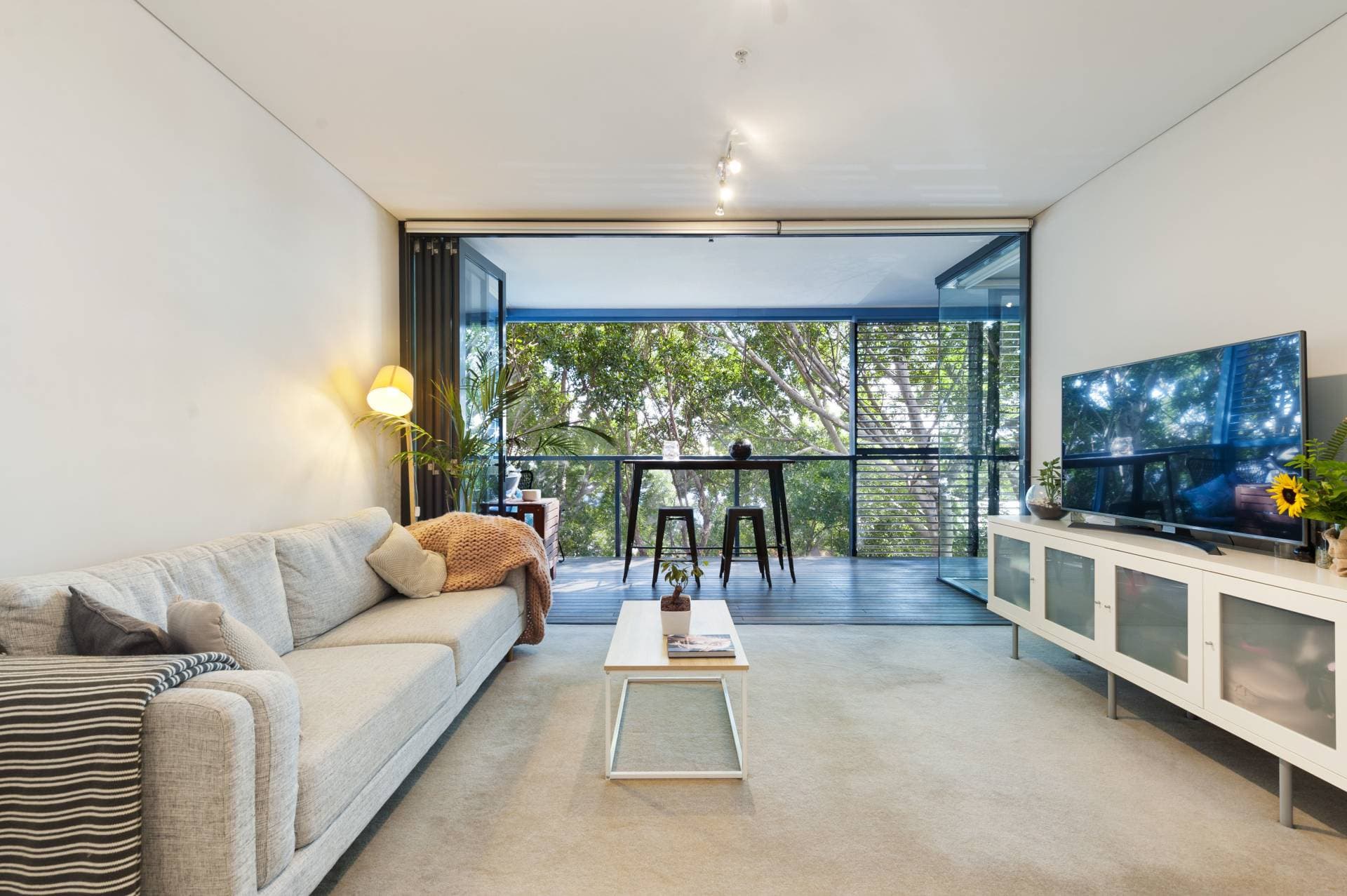 510, 3 Sterling Cct, Camperdown - Thumbnail 2