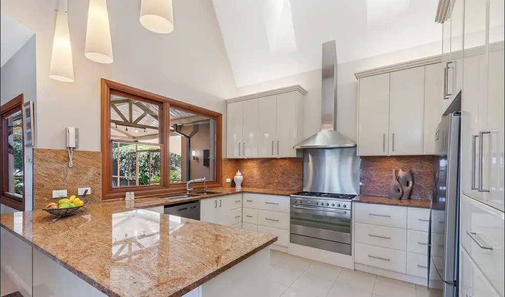 11 Clegg Place Glenhaven, Glenhaven - Thumbnail 3