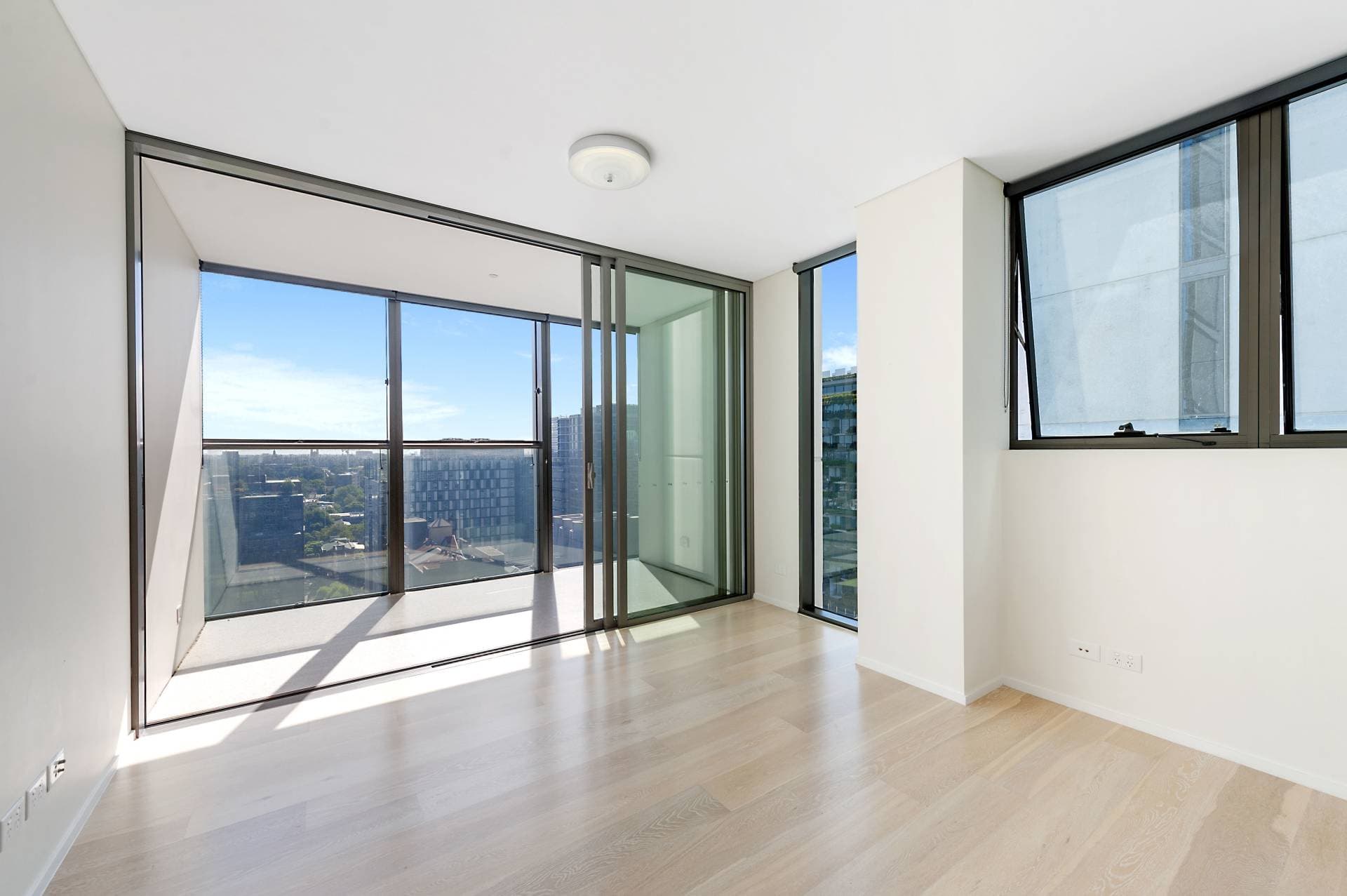 1503, 18 Park Lane, Chippendale - Image 1