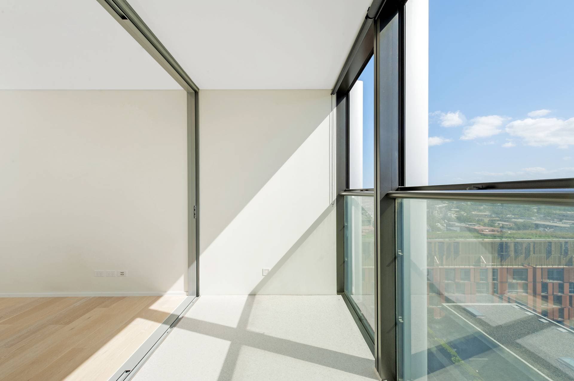 1503, 18 Park Lane, Chippendale - Thumbnail 2