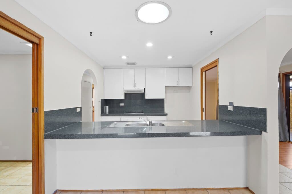 11 Bloomfield Street, South Coogee, South Coogee - Thumbnail 5