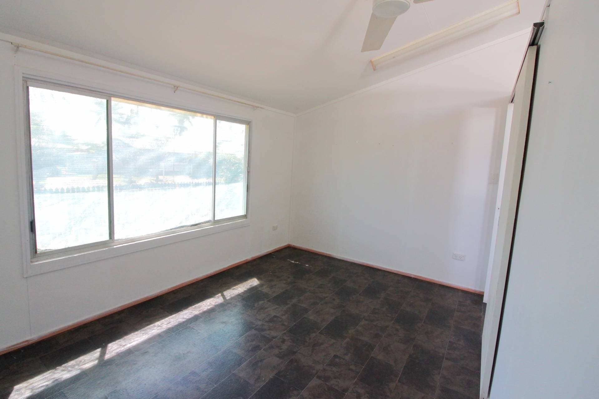 14 Epsilon Avenue, Mount Isa, Mount Isa - Thumbnail 5