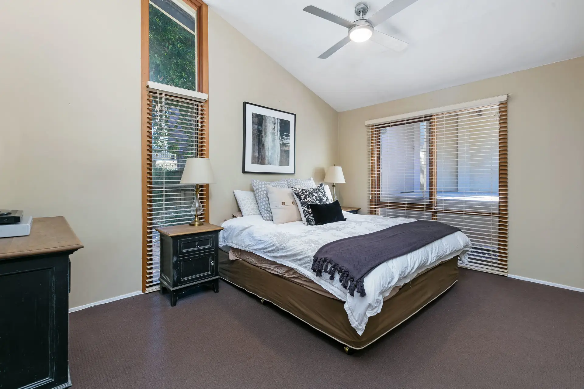 7 Greenhill Close, Castle Hill NSW, Castle Hill - Thumbnail 6