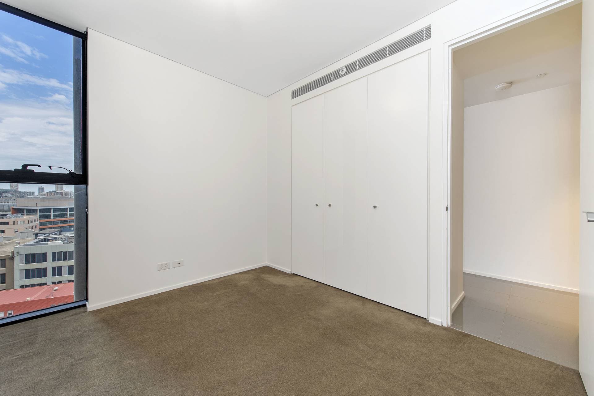 1409, 18 Park Lane, Chippendale - Thumbnail 4