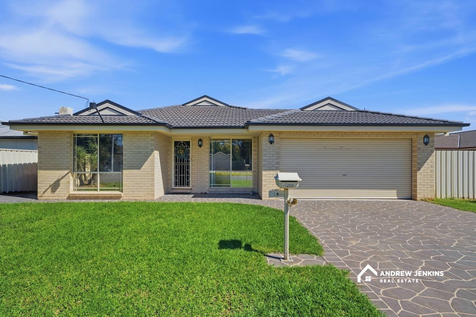 1/66 Henrietta  Street, Waverley, Cobram - Image 1