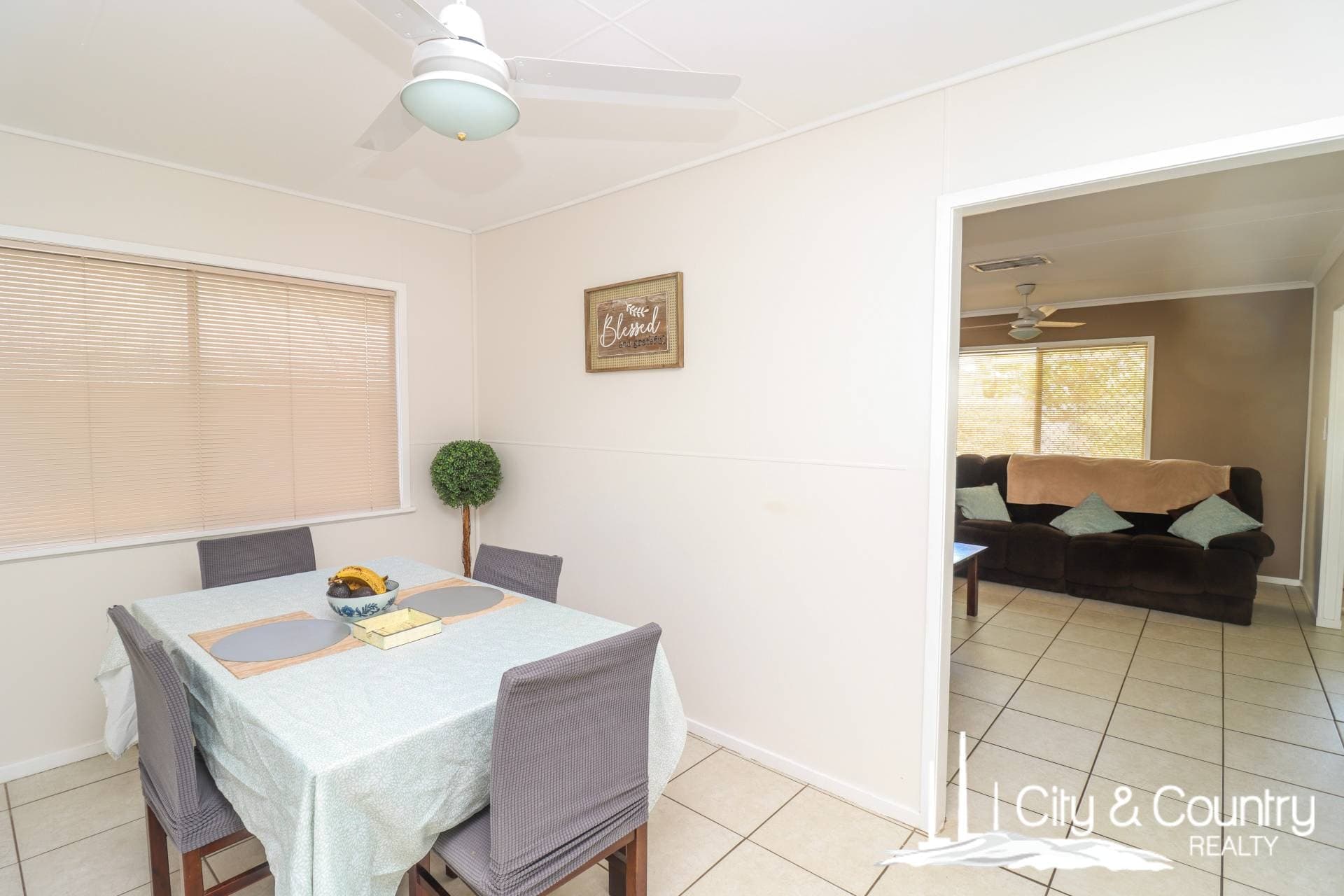 11 Paterson Crescent, Mount Isa, Mount Isa - Thumbnail 4