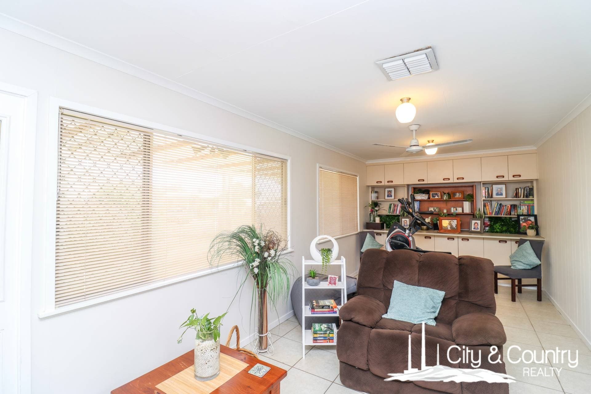 11 Paterson Crescent, Mount Isa, Mount Isa - Thumbnail 6