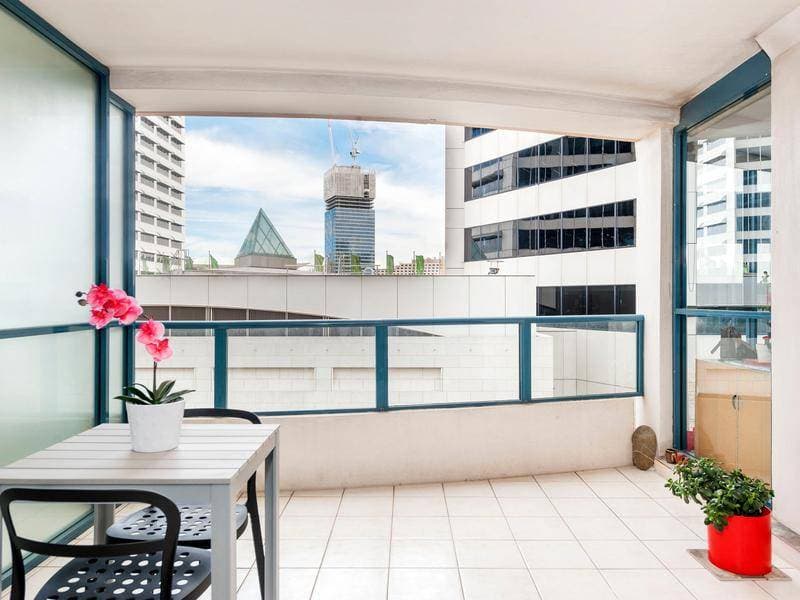 103/1-5/ Griffiths Street, Sydney - Thumbnail 2