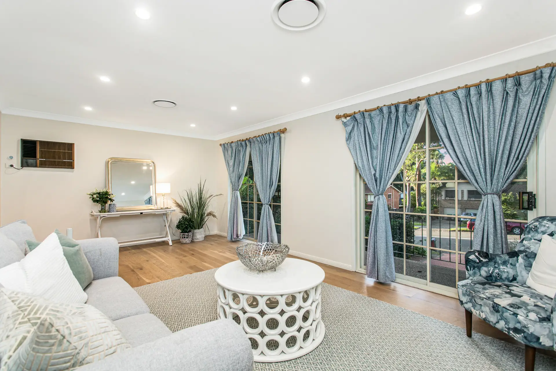 2/38 Livingstone Road, Breakfast Point - Thumbnail 3