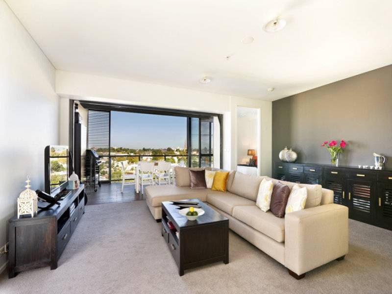 1006, 7 Sterling Circuit, West Ryde - Image 1