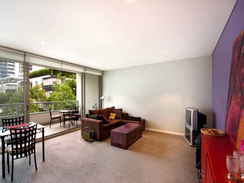 37/2 Marshall Avenue, Warrawee - Image 1