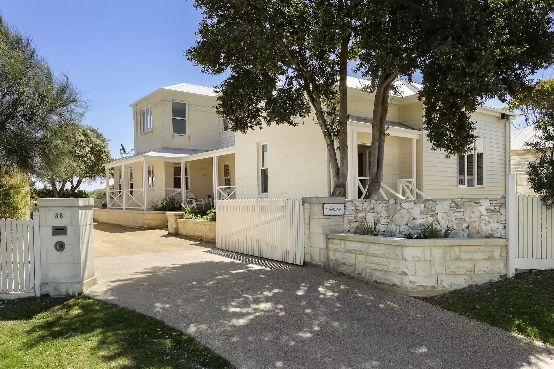 17/5 Mosman Street, Coffs Harbour - Image 1