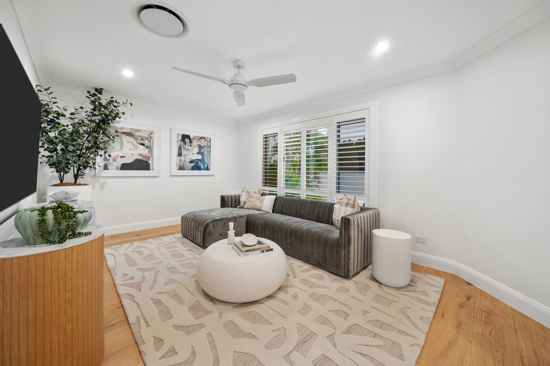 12/6-10 Myra Road, Burleigh Waters - Thumbnail 4