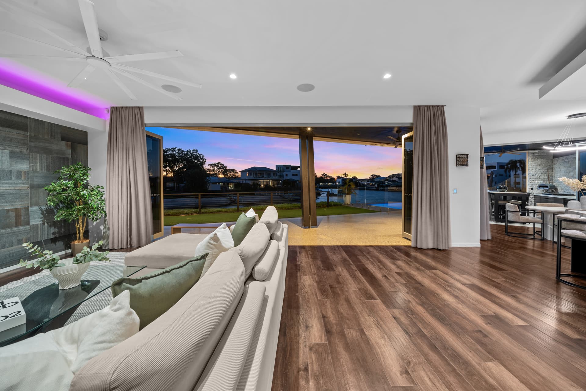 13 Crest View Key, Broadbeach Waters, QLD, 4218, Broadbeach Waters - Thumbnail 8