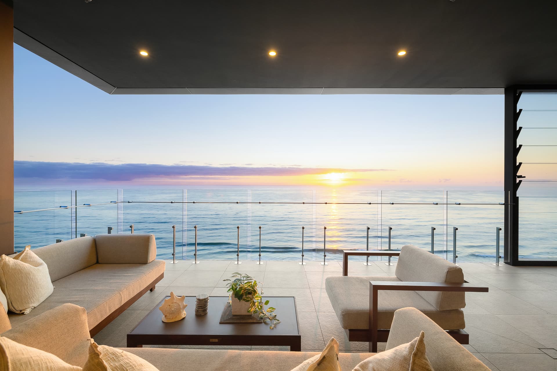 1701/31 Broadbeach Boulevard, Broadbeach, QLD, 4218, Broadbeach - Thumbnail 4