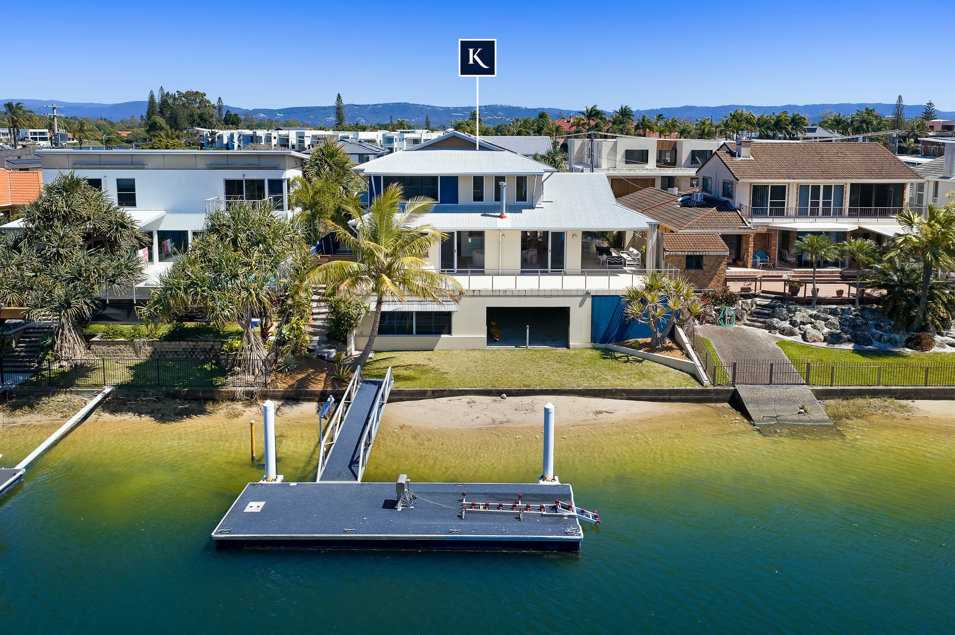 43 Sophie Avenue, Broadbeach Waters, QLD, 4218, Broadbeach Waters - Thumbnail 4