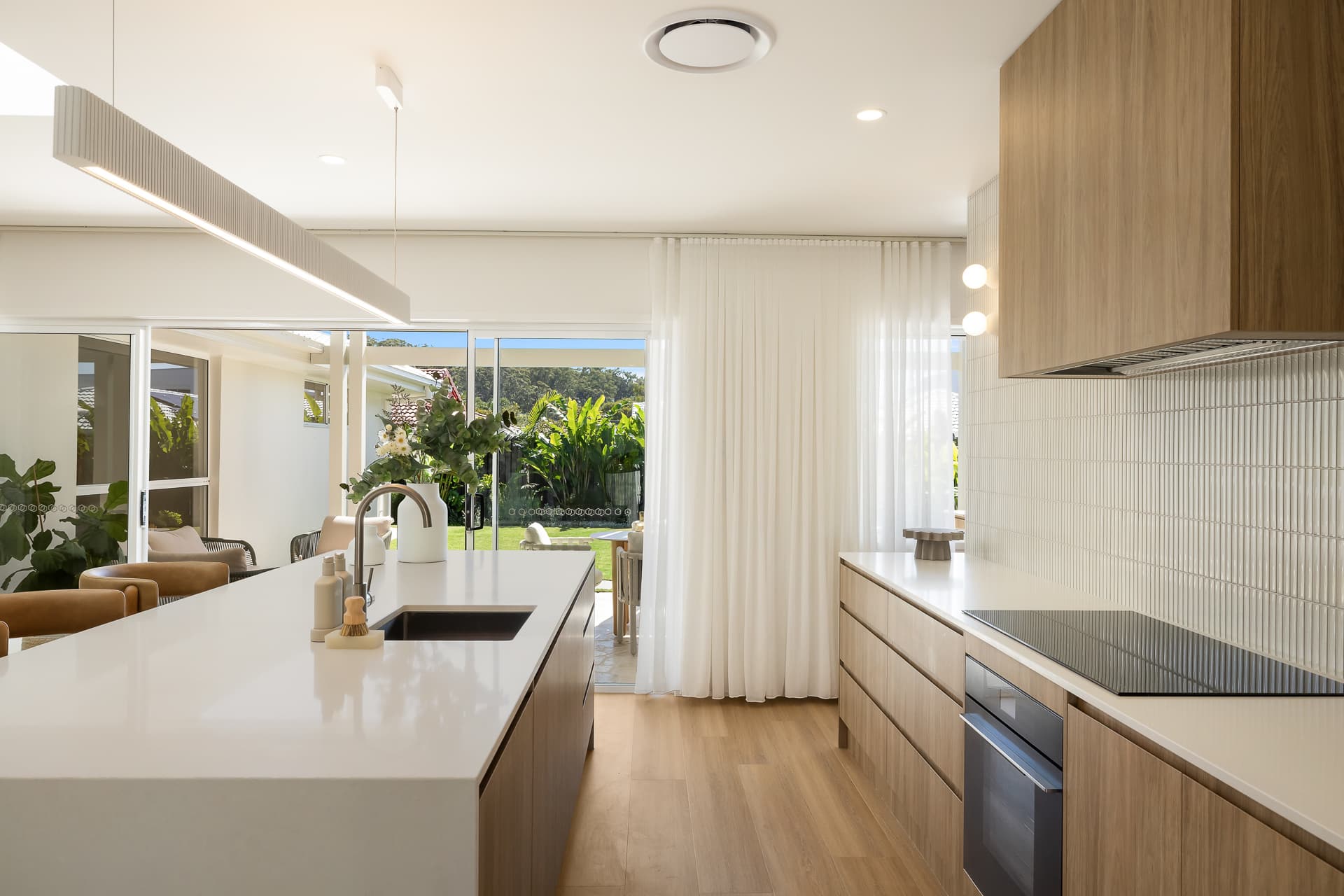31 Nuthatch Street, Burleigh Waters, QLD, 4220, Burleigh Waters - Thumbnail 6