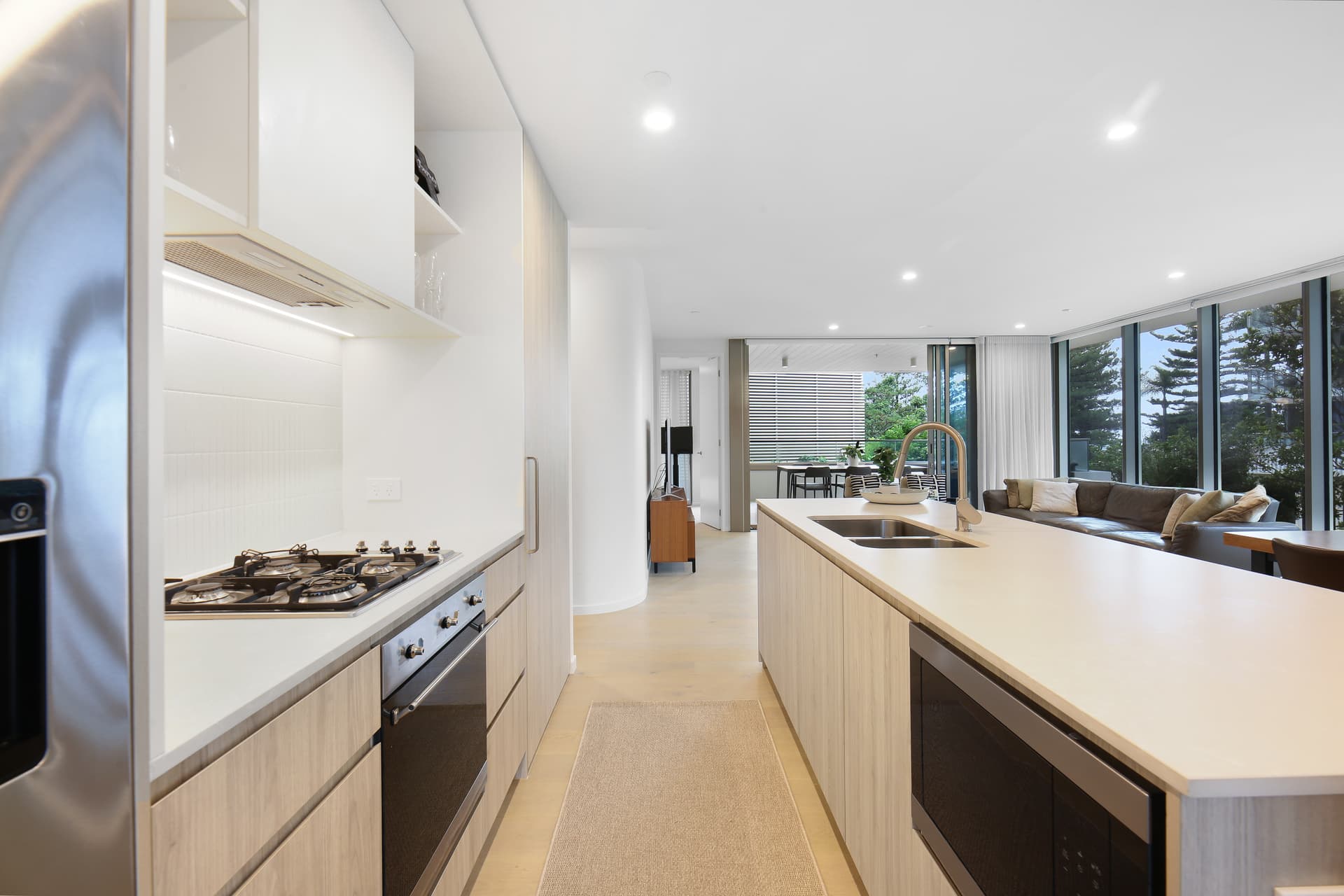 103/4 First Avenue, Burleigh Heads, QLD, 4220, Burleigh Heads - Thumbnail 4