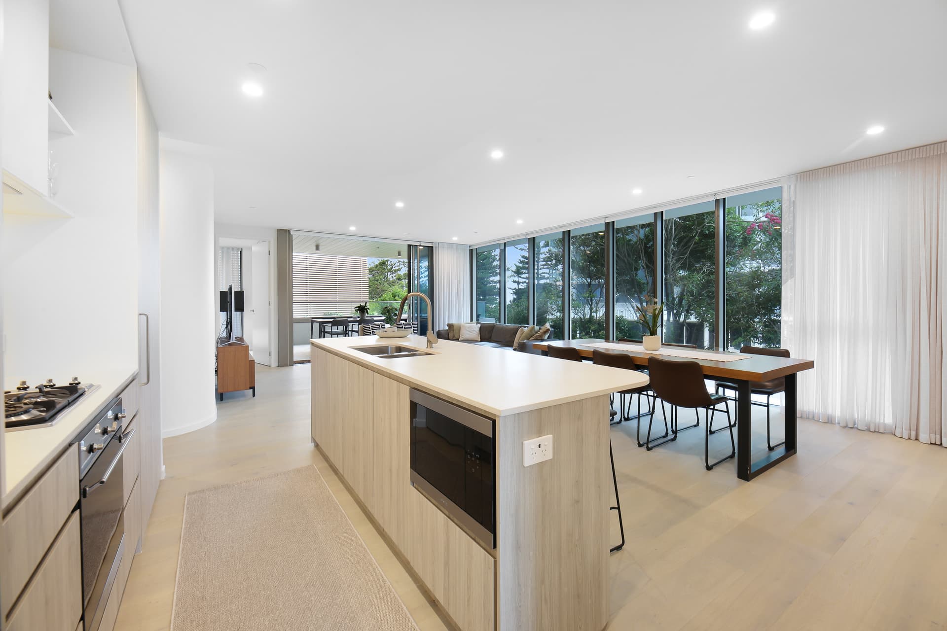 103/4 First Avenue, Burleigh Heads, QLD, 4220, Burleigh Heads - Thumbnail 5