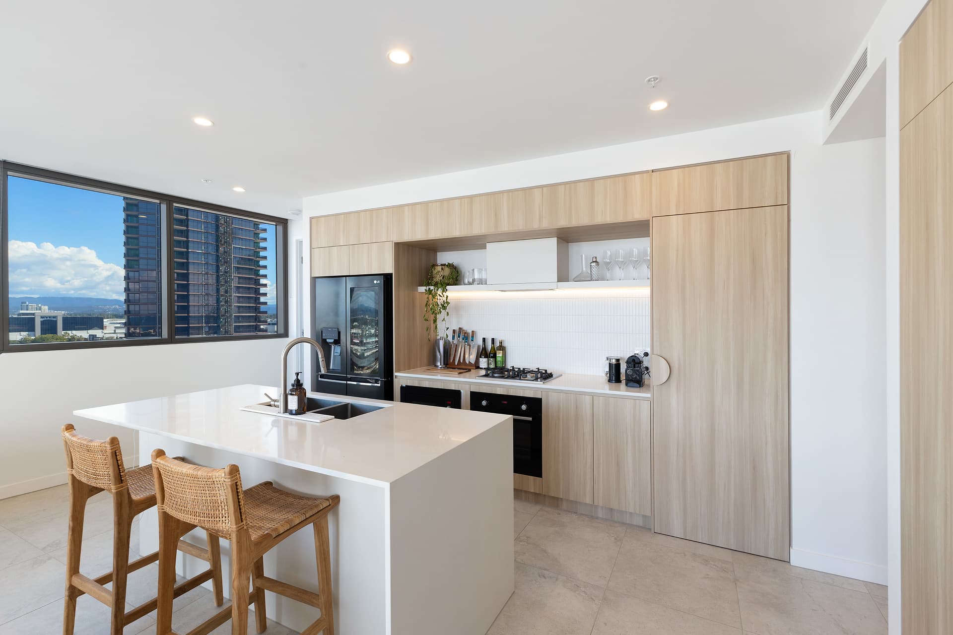 805/15 Peerless Avenue, Mermaid Beach, QLD, 4218, Mermaid Beach - Thumbnail 6