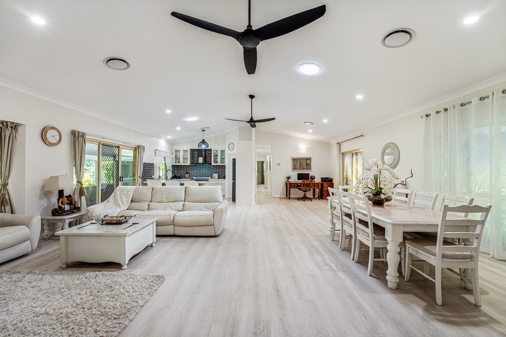 2-4 Silver Wattle Court, Tallai, QLD, 4213, Tallai - Thumbnail 5