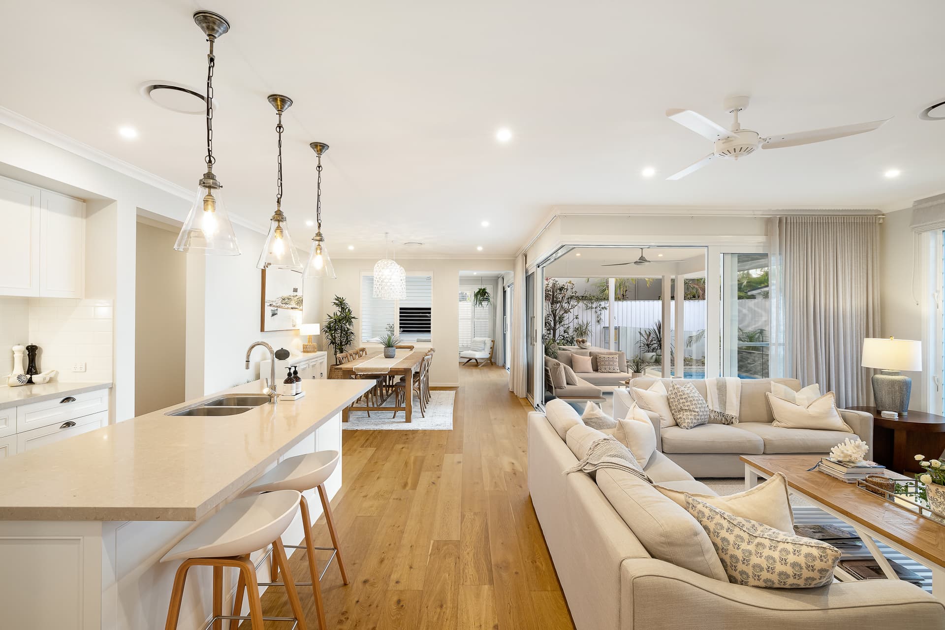 9 Eagle Avenue, Burleigh Waters, QLD, 4220, Burleigh Waters - Thumbnail 5