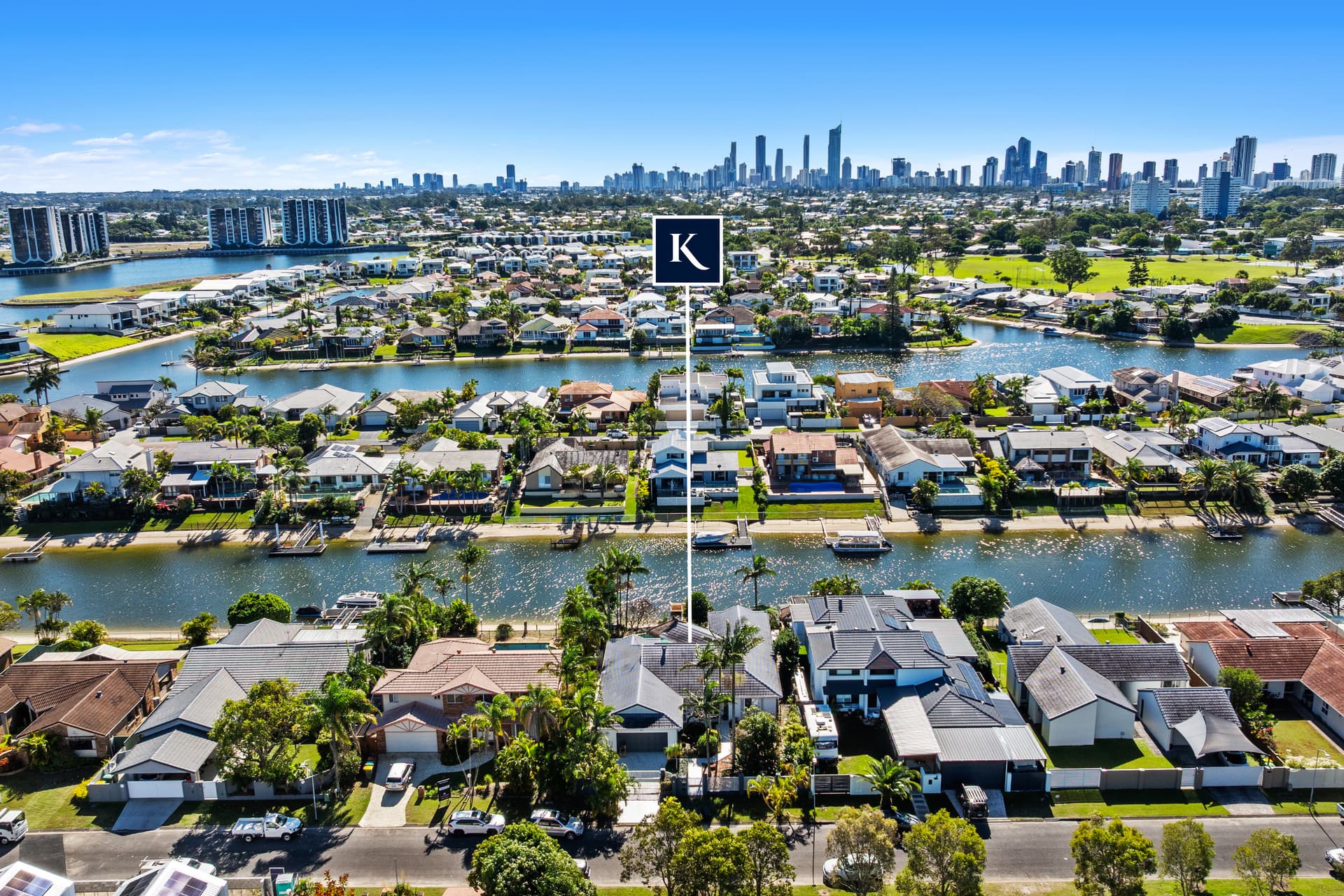 15 Drayton Terrace, Mermaid Waters, QLD, 4218, Mermaid Waters - Thumbnail 2