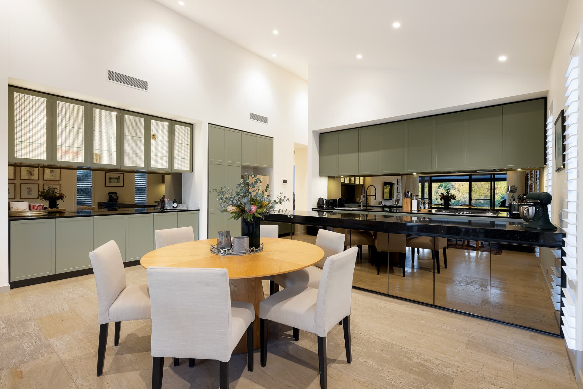 24 Sanctuary Court, Mermaid Waters, QLD, 4218, Mermaid Waters - Thumbnail 5