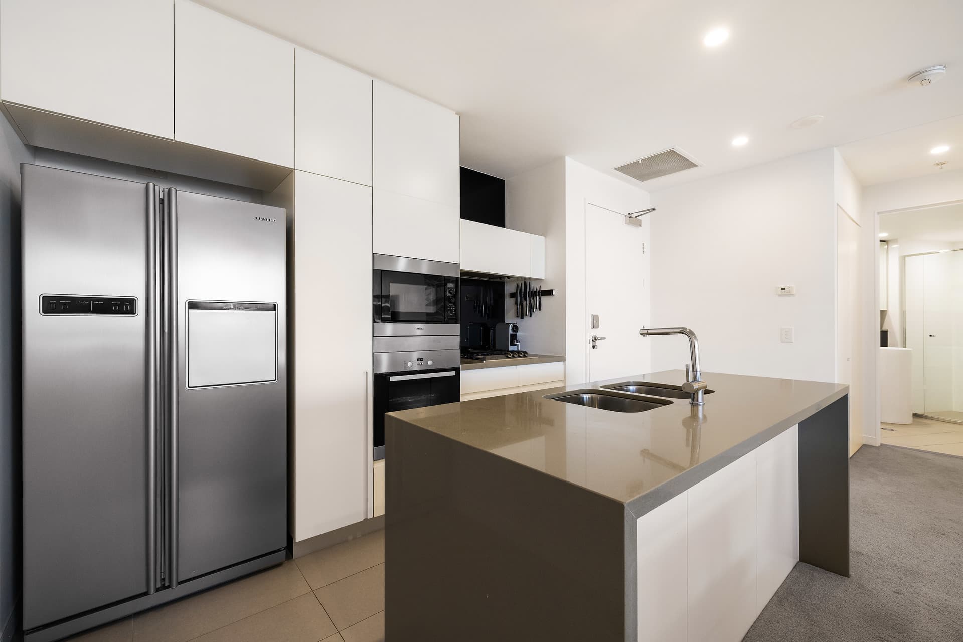 2907/1 Oracle Boulevard, Broadbeach, QLD, 4218, Broadbeach - Thumbnail 3