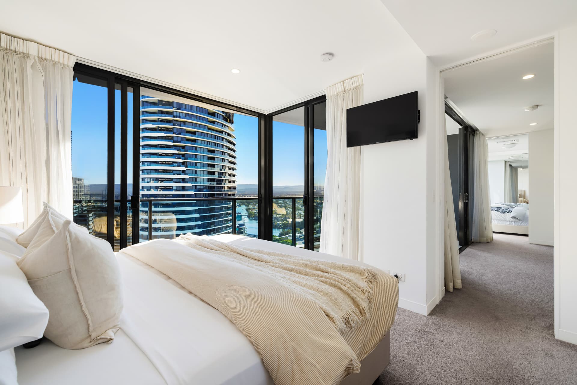2907/1 Oracle Boulevard, Broadbeach, QLD, 4218, Broadbeach - Thumbnail 5
