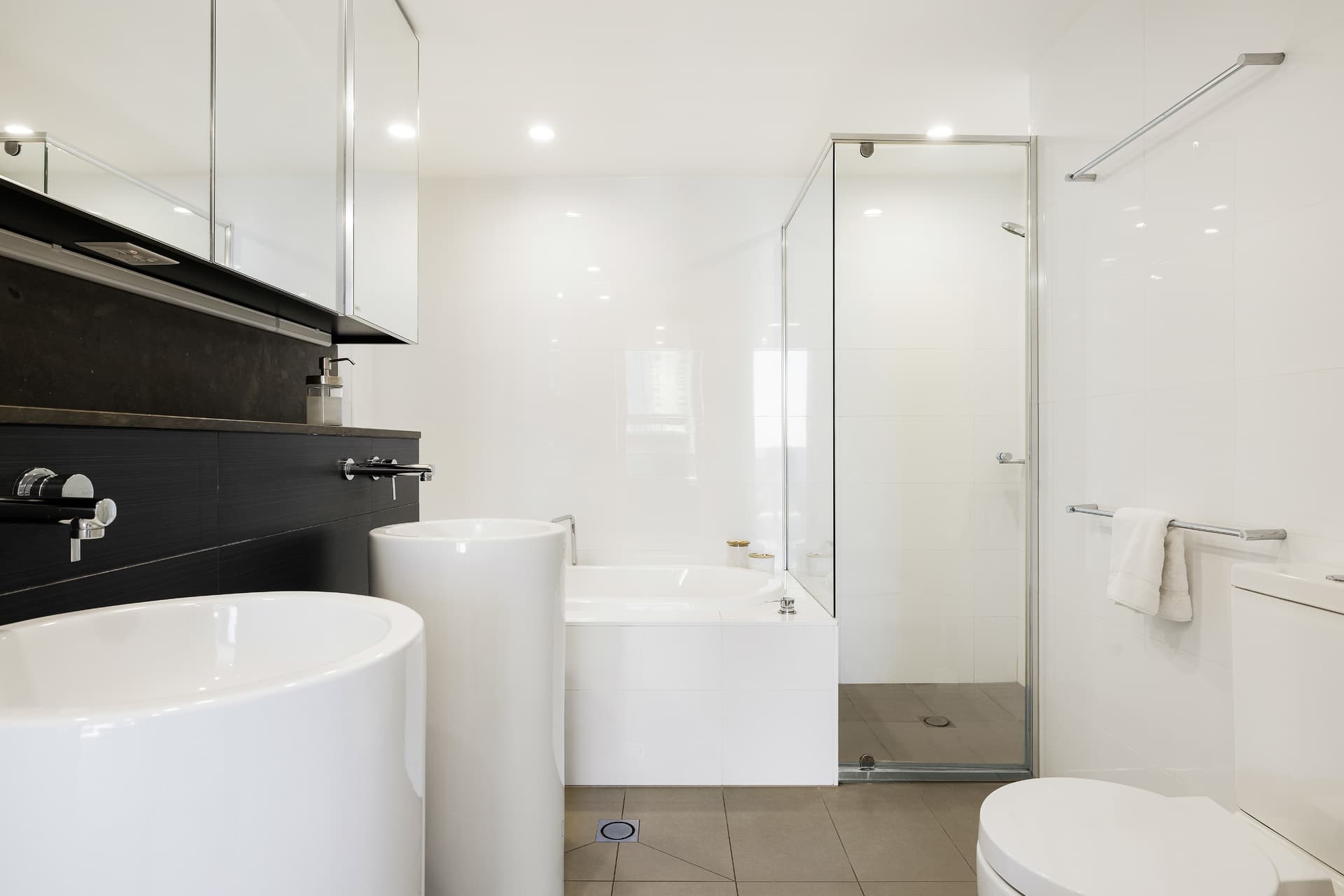 2907/1 Oracle Boulevard, Broadbeach, QLD, 4218, Broadbeach - Thumbnail 6