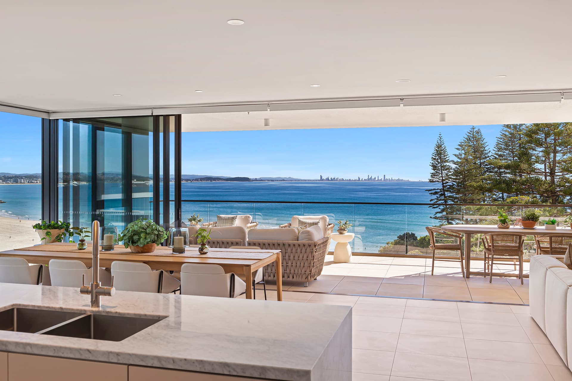 901/144 Marine Parade, Coolangatta, QLD, 4225, Coolangatta - Thumbnail 2